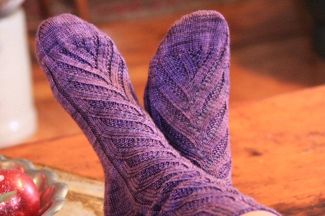 I am going to have to knit myself a pair of these very soon I think. 