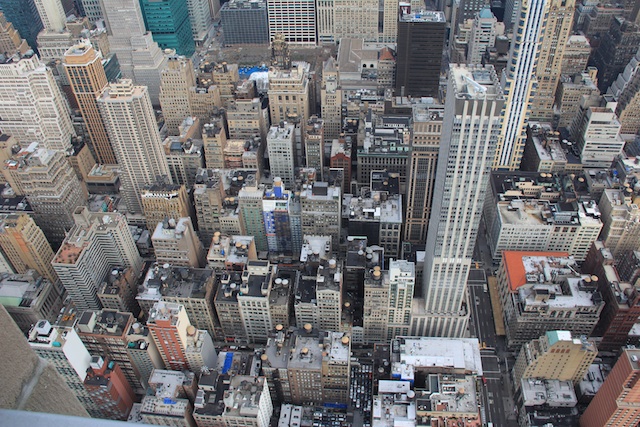I love all the water towers on top of the downtown buildings. I'd never noticed them before, but I'm smitten.