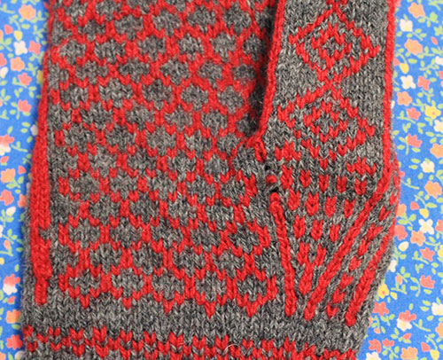 Thank goodness this wool is so sticky.