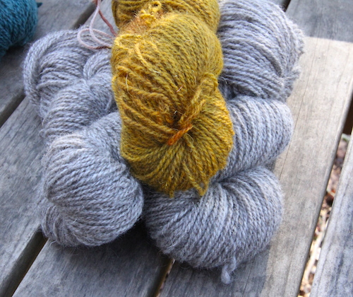 I think the grey is soft enough that I'm not worried about the bumblebee effect.